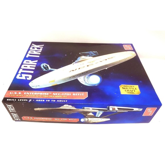 New AMT Star Trek U.S.S. Enterprise NCC-1701 with Shuttle Craft 2018 #AMT1080/06 - Picture 1 of 14